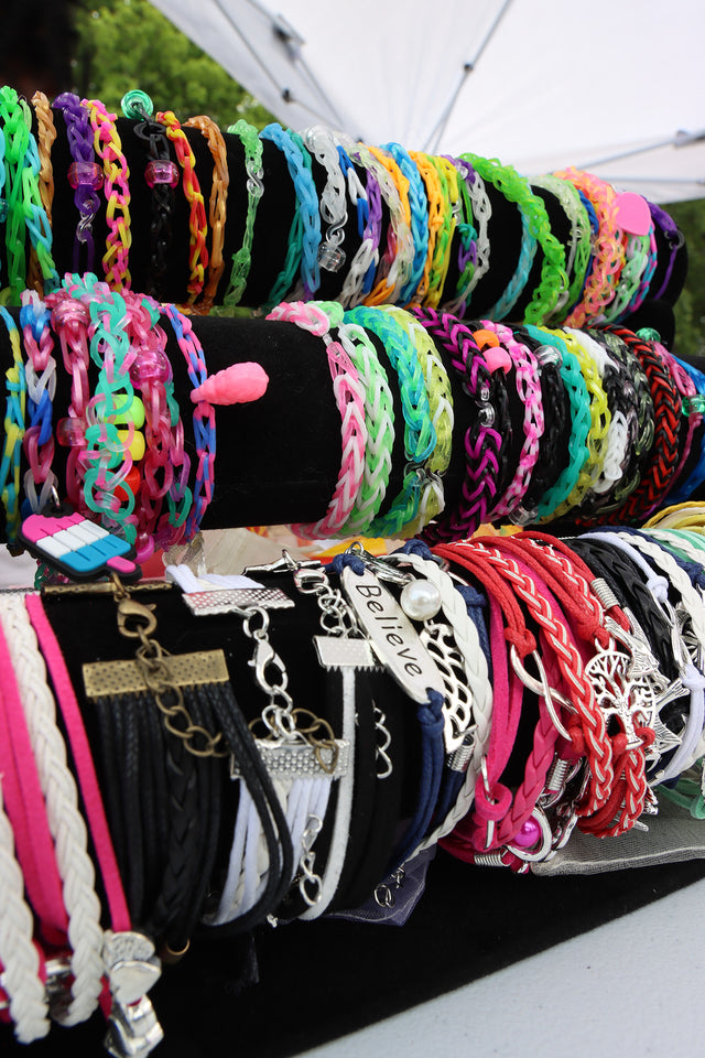 "Bracelet Girls" Handmade Bracelets